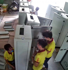 Thi công lắp tủ - Tủ Bảng Điện Sài Gòn - Công Ty TNHH Sản Xuất Tủ Bảng Điện Sài Gòn